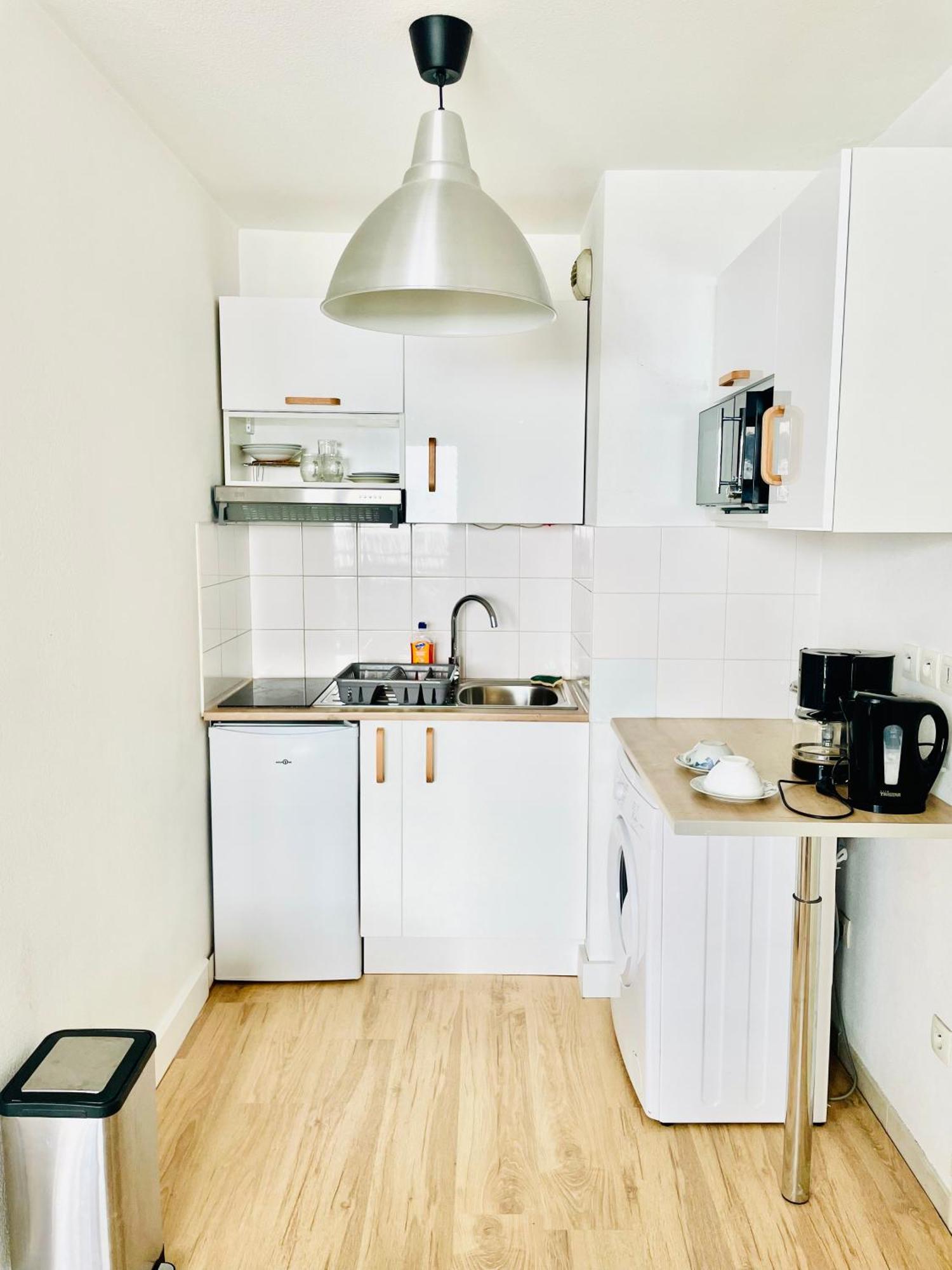 Appartement Avec Place De Parking Et Piscine วิลฟร็องช์-ซูร์-โซน ภายนอก รูปภาพ